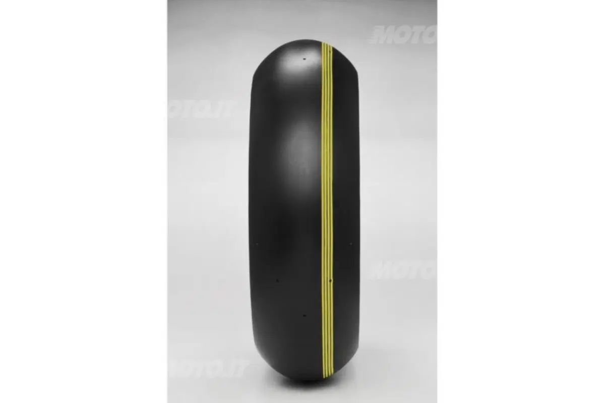 Pirelli: presentata la stagione Motorsport 2013 (17)