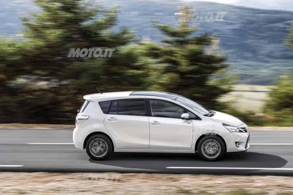 Toyota Verso (14)