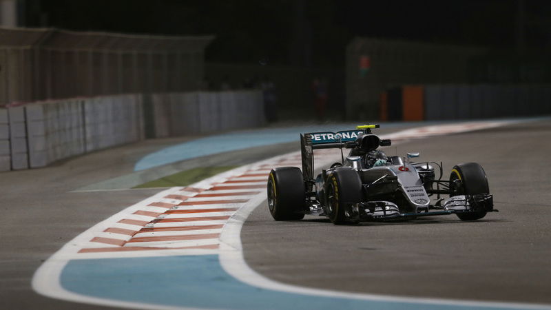 F1, Gp Abu Dhabi 2016: Hamilton vince, ma non basta. Rosberg &egrave; campione del mondo