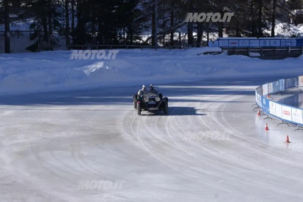 Winter Marathon 2013: Vince Margiotta su Morris Mini Cooper del 1965 (32)