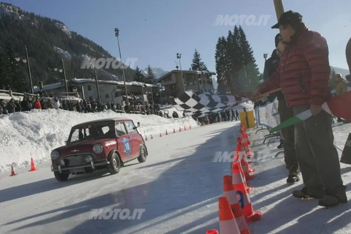Winter Marathon 2013: Vince Margiotta su Morris Mini Cooper del 1965 (68)