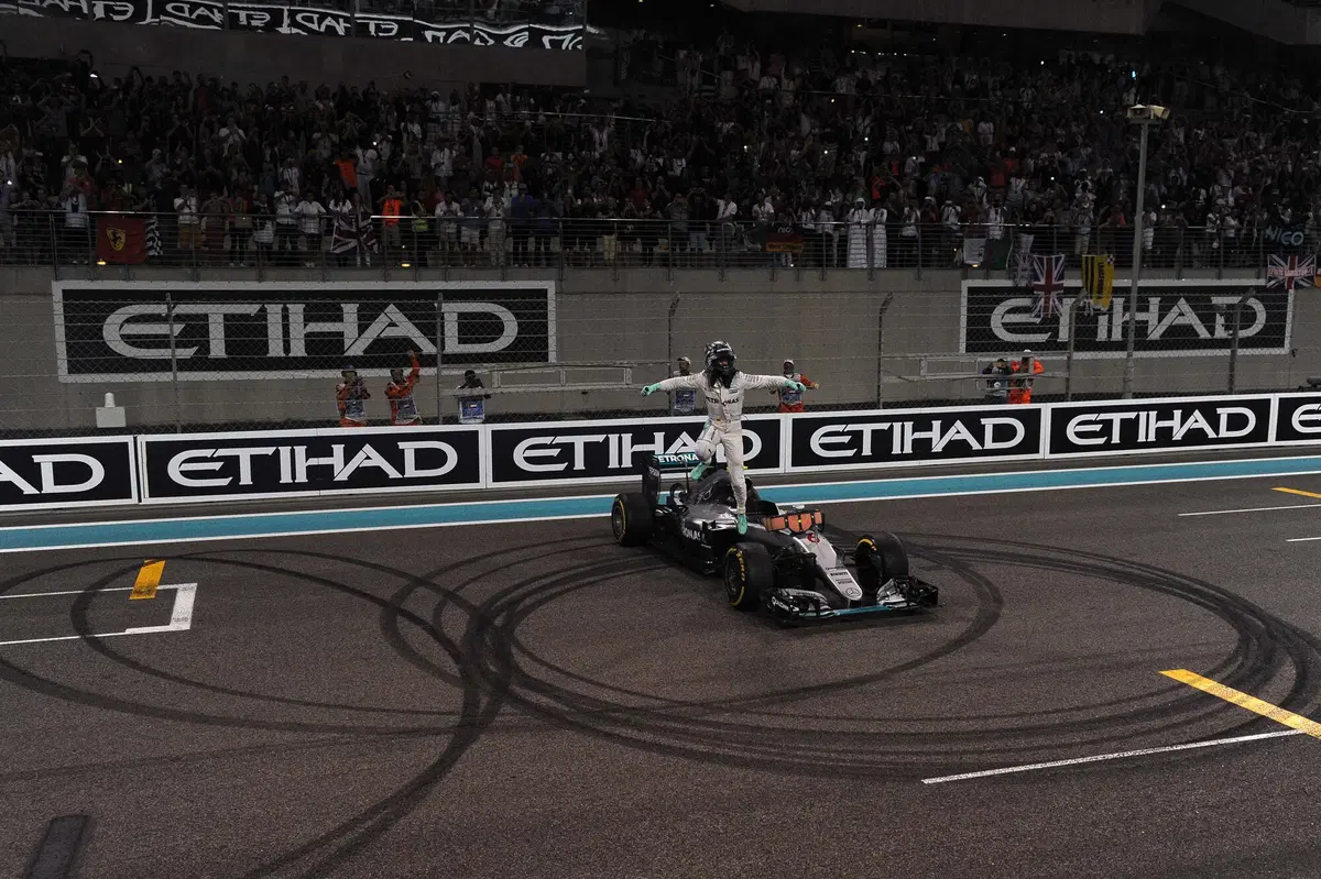 F1, Gp Abu Dhabi 2016: Hamilton vince, ma non basta. Rosberg è campione del mondo (66)