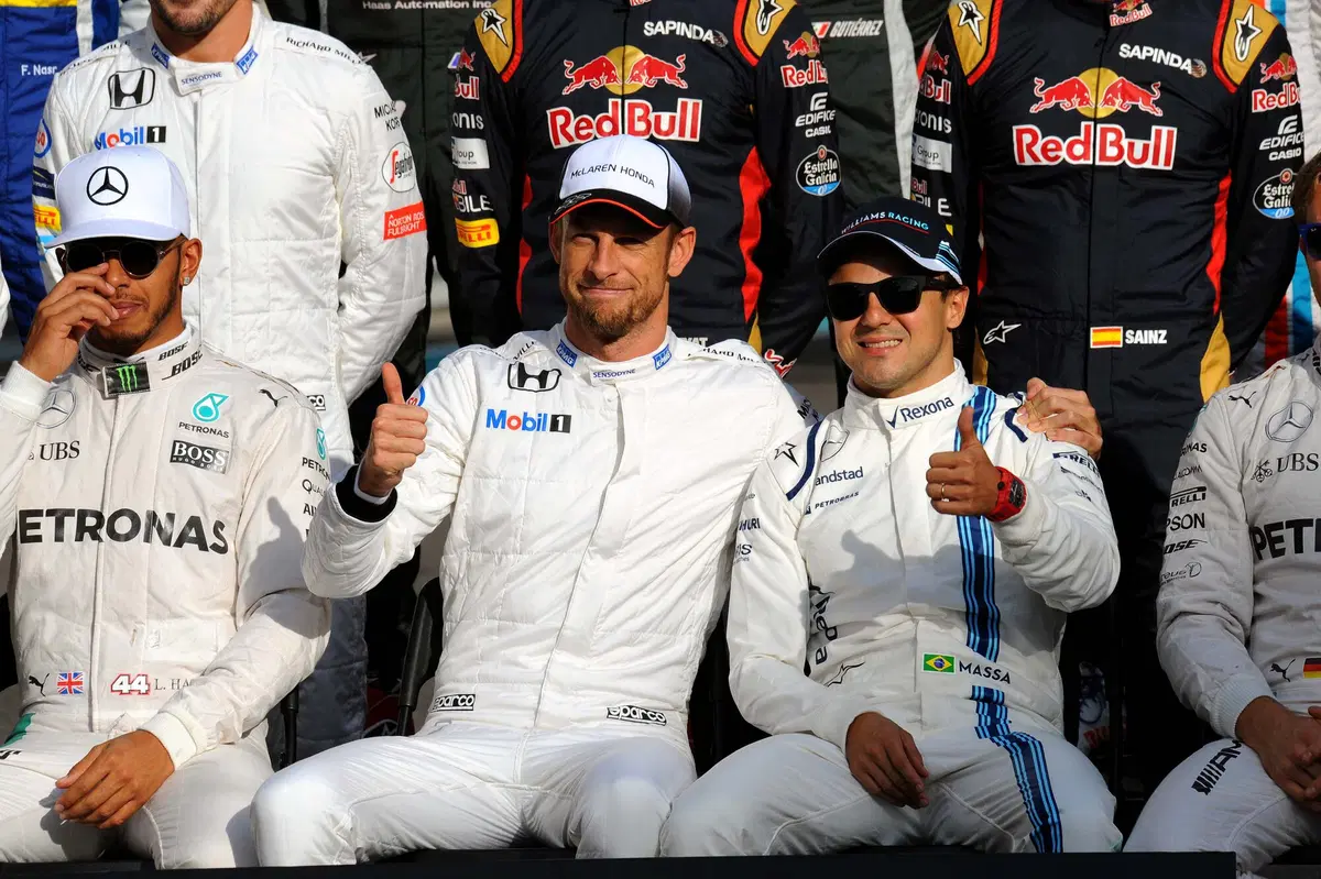 F1, Gp Abu Dhabi 2016: Hamilton vince, ma non basta. Rosberg è campione del mondo (36)