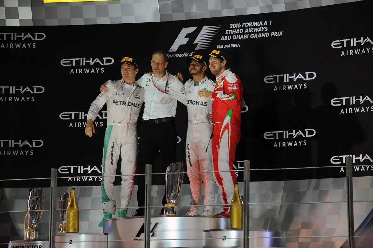 F1, Gp Abu Dhabi 2016: Hamilton vince, ma non basta. Rosberg è campione del mondo (41)