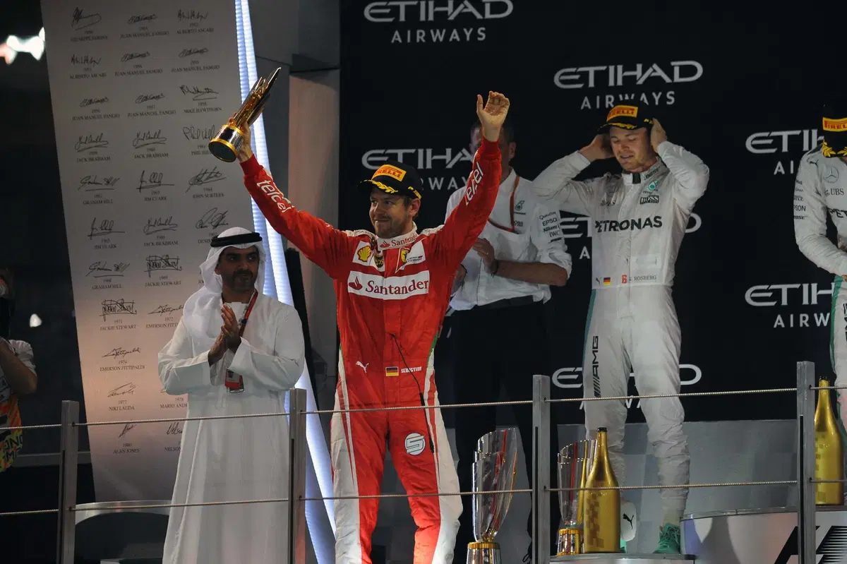 F1, Gp Abu Dhabi 2016: Hamilton vince, ma non basta. Rosberg è campione del mondo (40)