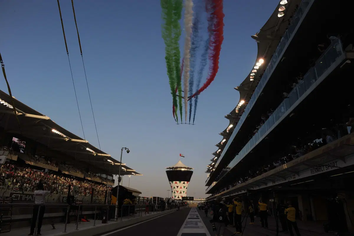 F1, Gp Abu Dhabi 2016: Hamilton vince, ma non basta. Rosberg è campione del mondo (45)