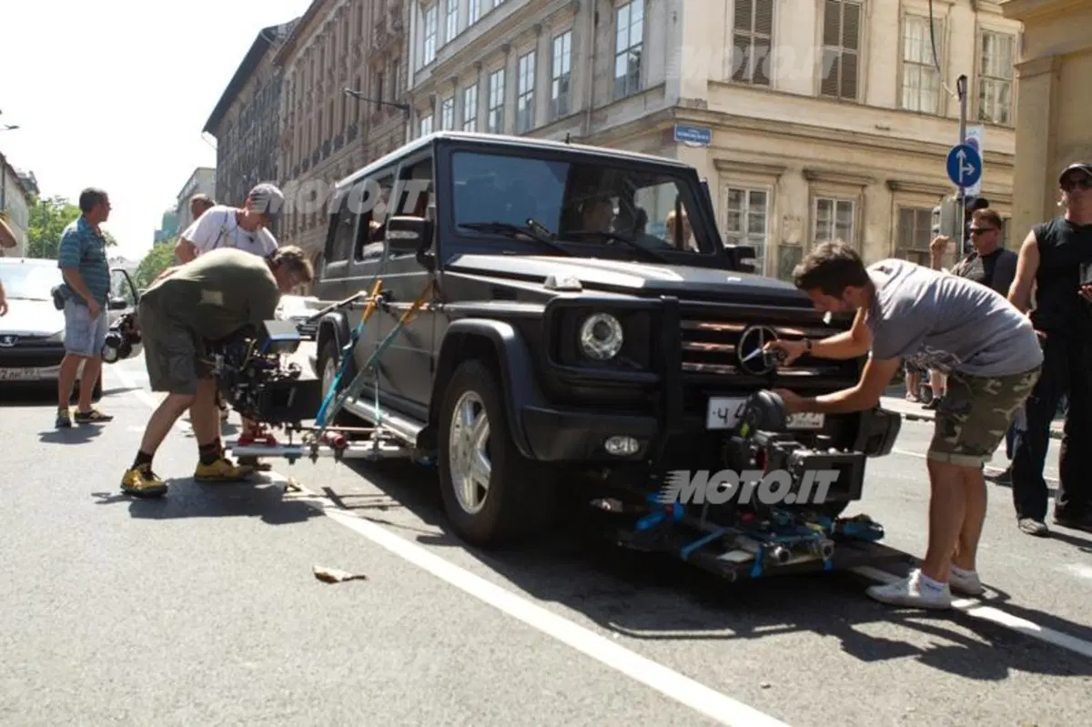 Die Hard - Un buon giorno per morire: 14 Mercedes-Benz per Bruce Willis (4)