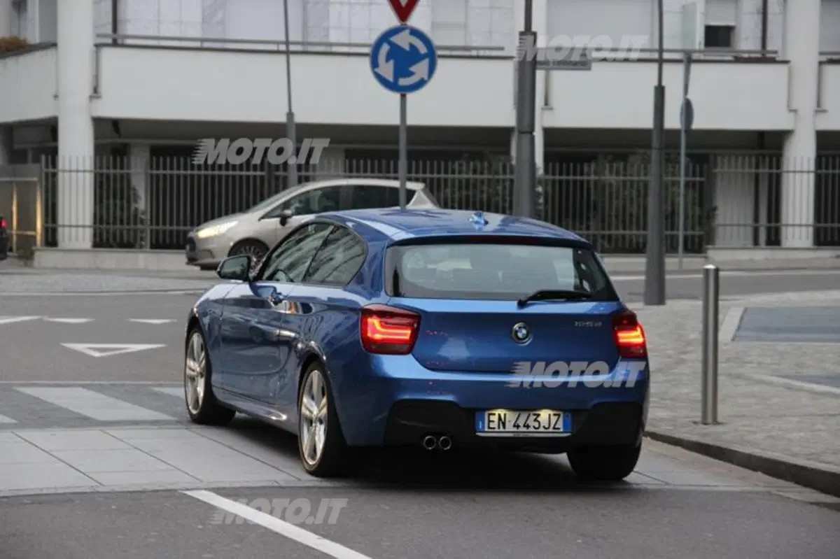 BMW Serie 1 3 porte (19)