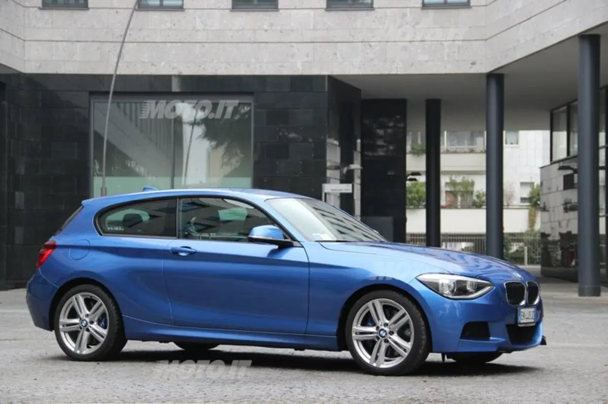 BMW Serie 1 3 porte (27)