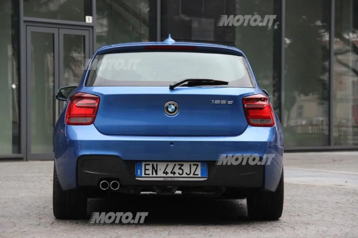 BMW Serie 1 3 porte (33)