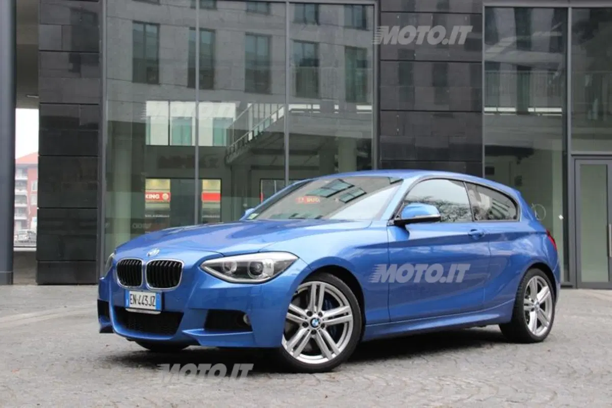 BMW Serie 1 3 porte (36)