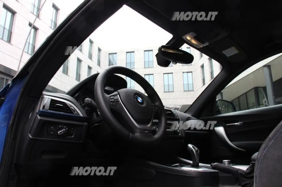 BMW Serie 1 3 porte (64)