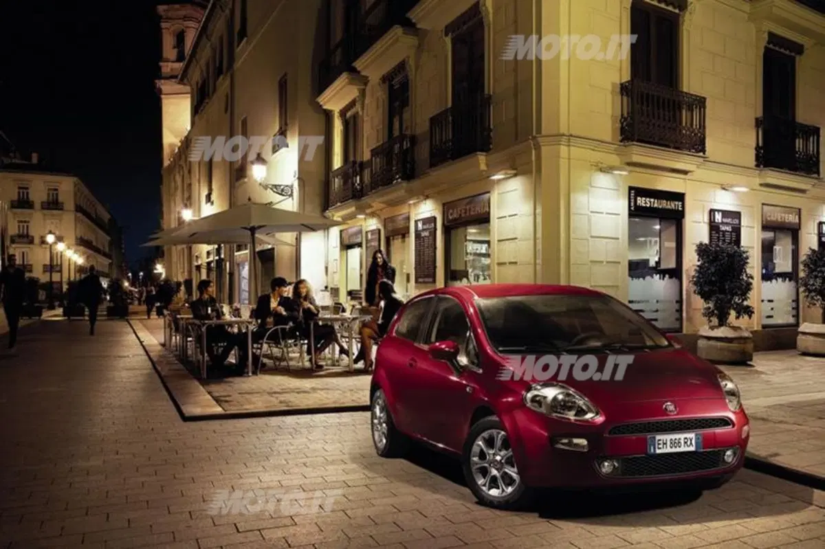 Fiat Punto 2013 (8)