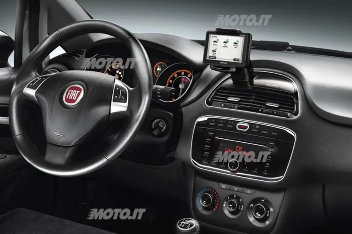 Fiat Punto 2013 (10)