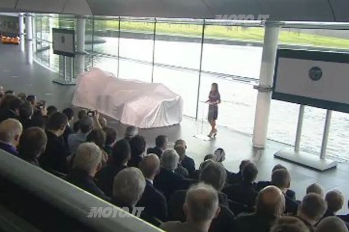 McLaren Mercedes MP4-28: ecco la F1 2013 (13)