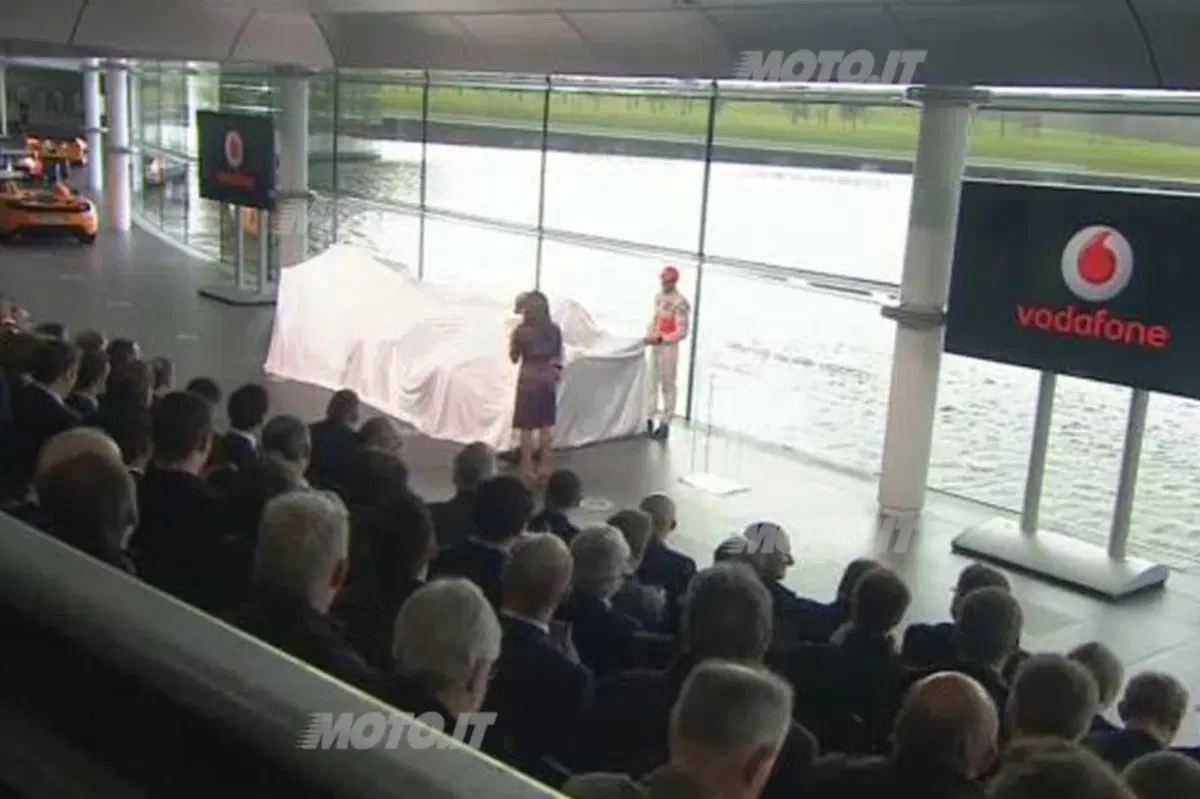 McLaren Mercedes MP4-28: ecco la F1 2013 (19)