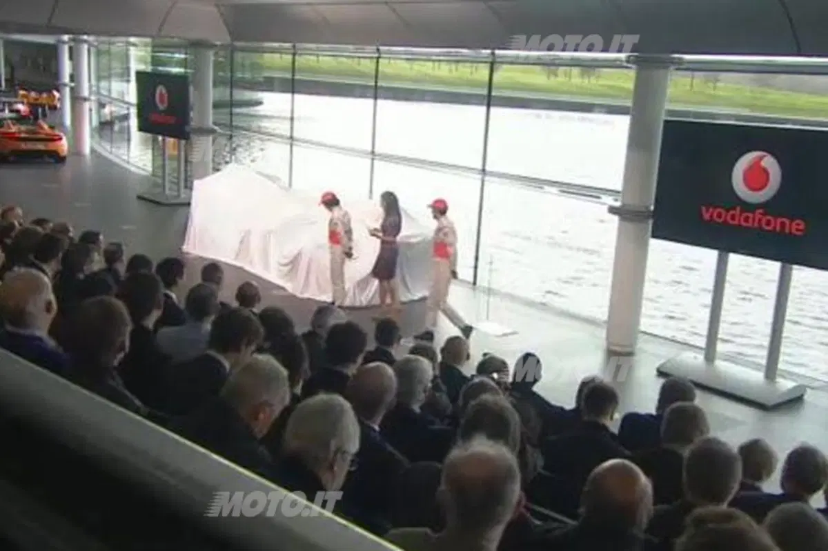 McLaren Mercedes MP4-28: ecco la F1 2013 (20)