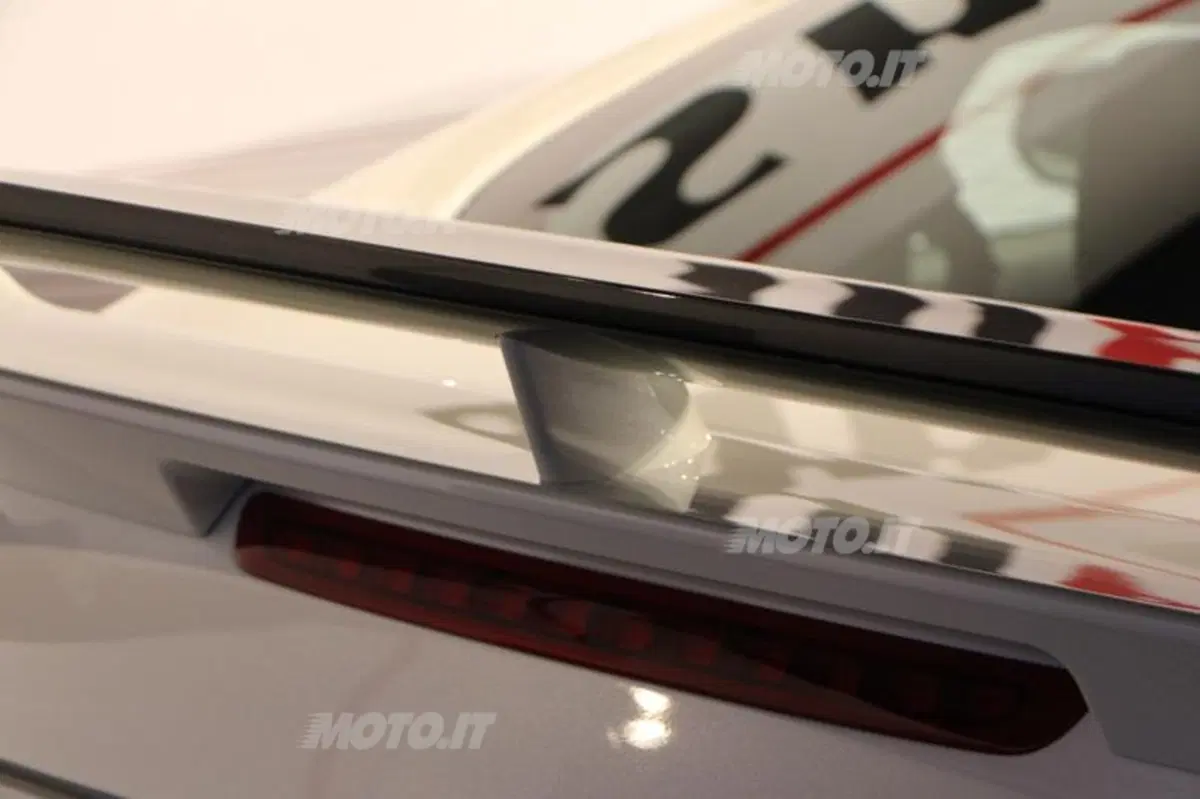 Nissan 370Z Nismo: così dal vivo (9)