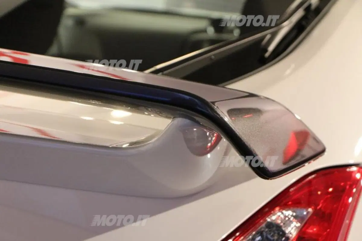 Nissan 370Z Nismo: così dal vivo (21)