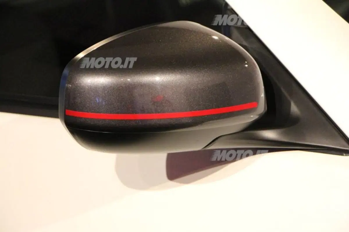 Nissan 370Z Nismo: così dal vivo (26)