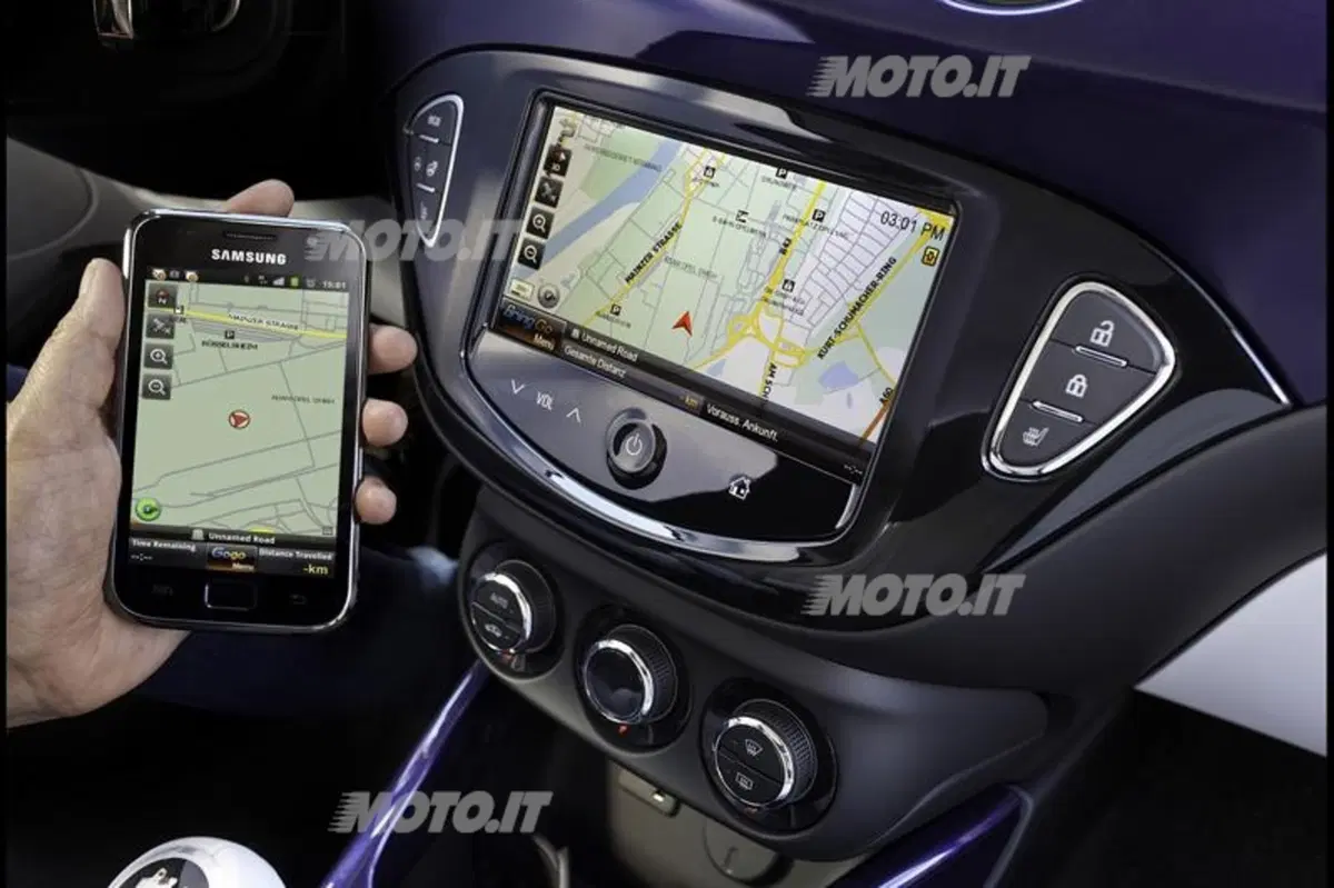 Opel Adam: 20.000 ordini in una settimana (13)