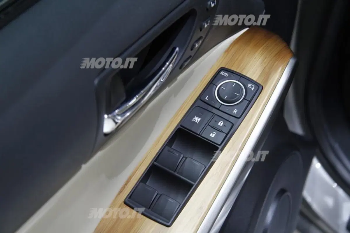 Lexus al Salone di Ginevra 2013 (7)