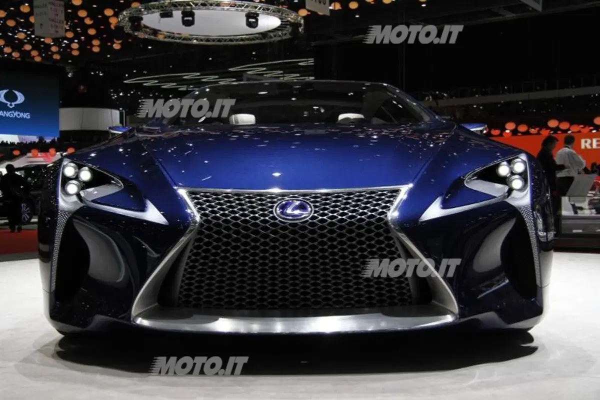 Lexus al Salone di Ginevra 2013 (10)