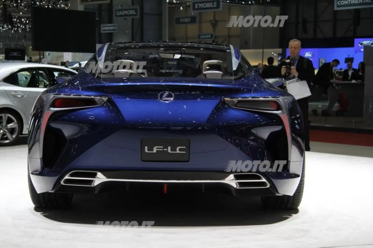 Lexus al Salone di Ginevra 2013 (12)