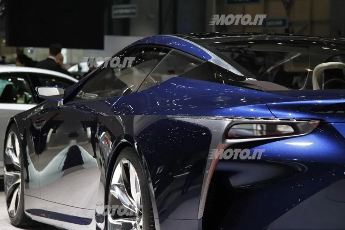 Lexus al Salone di Ginevra 2013 (14)