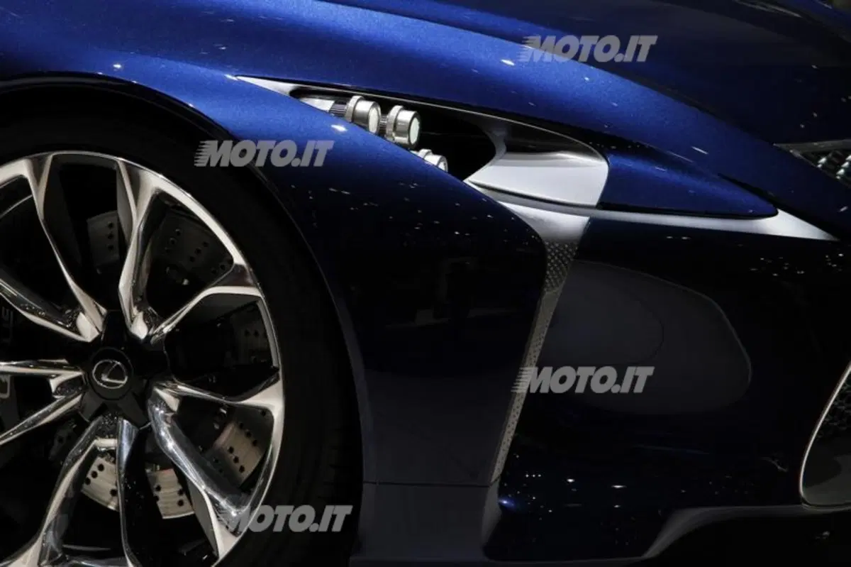 Lexus al Salone di Ginevra 2013 (15)