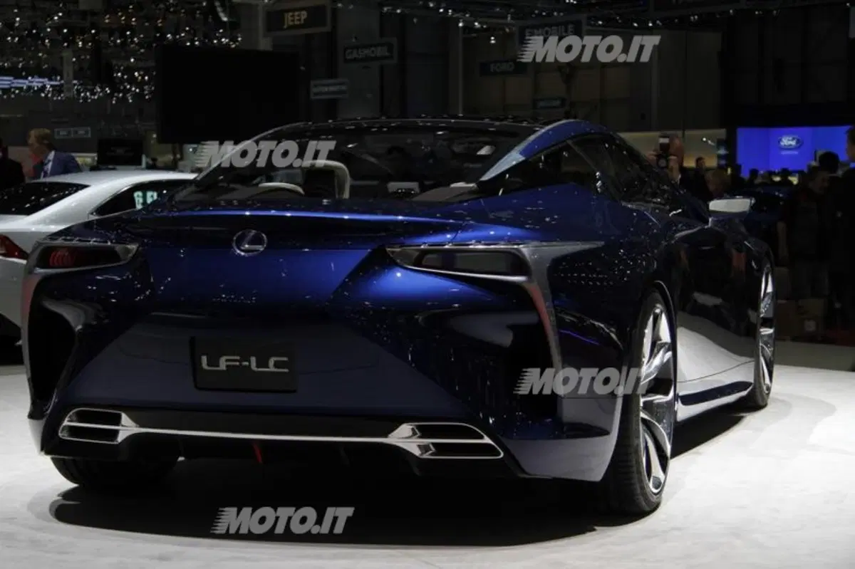 Lexus al Salone di Ginevra 2013 (16)