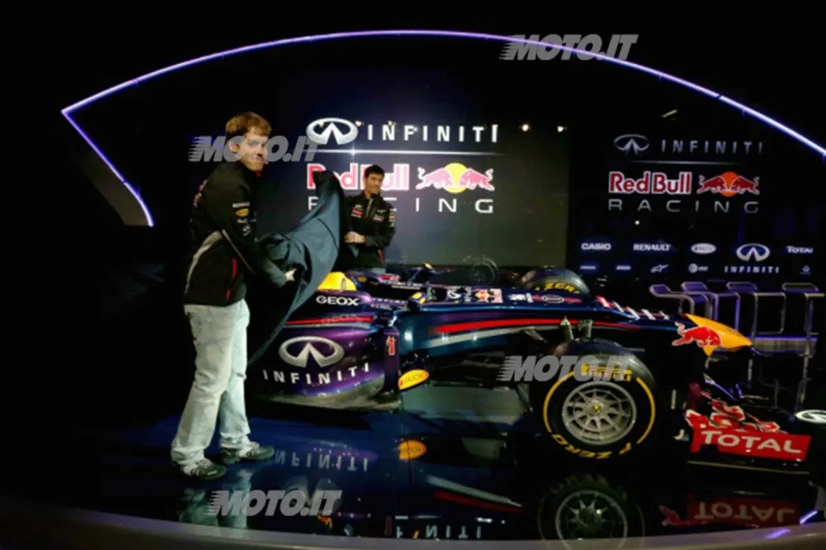 Red Bull RB9: svelata la F1 2013 (2)