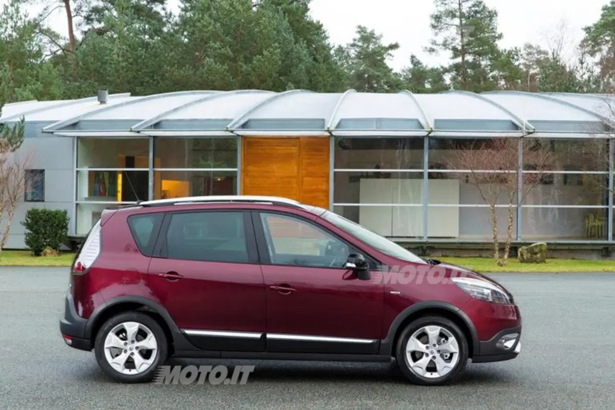 Renault Scénic XMOD Cross (4)