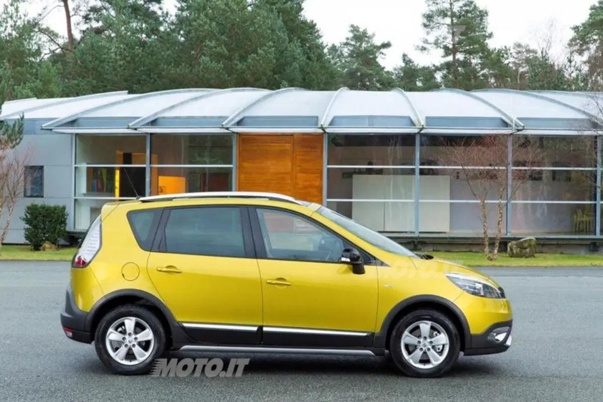 Renault Scénic XMOD Cross (10)