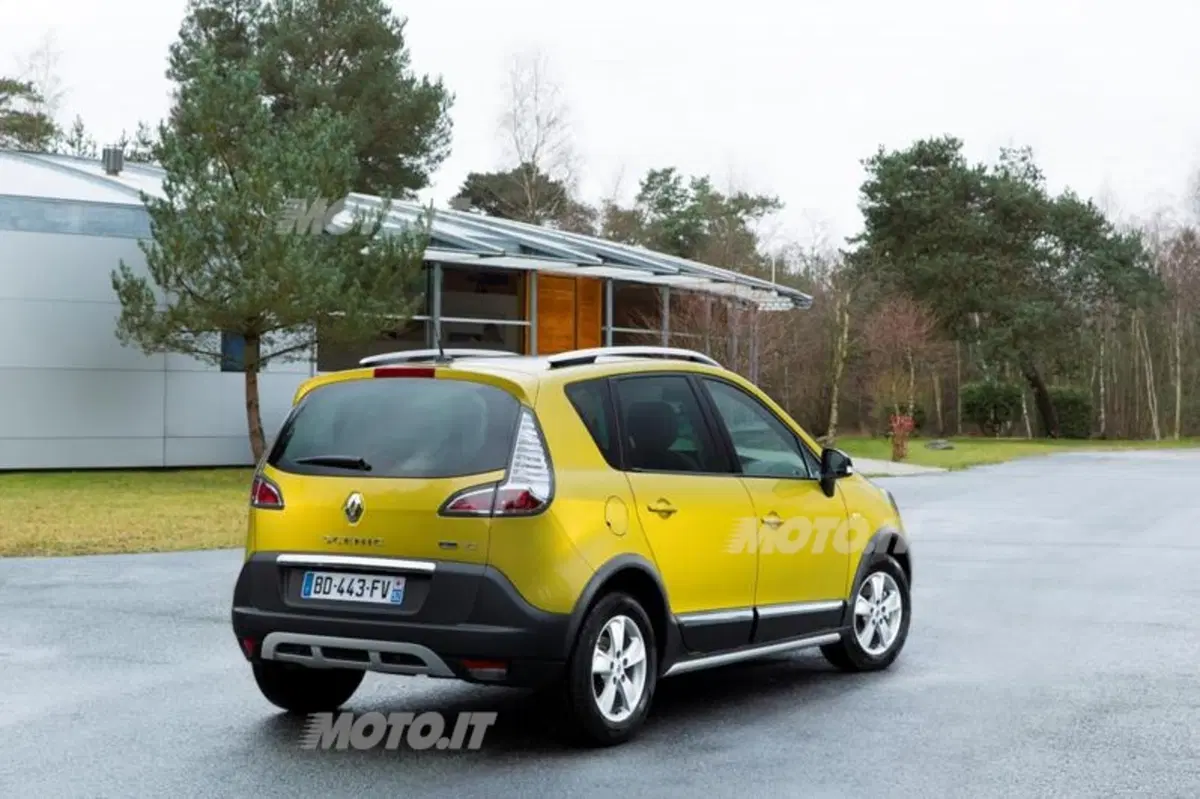 Renault Scénic XMOD Cross (11)