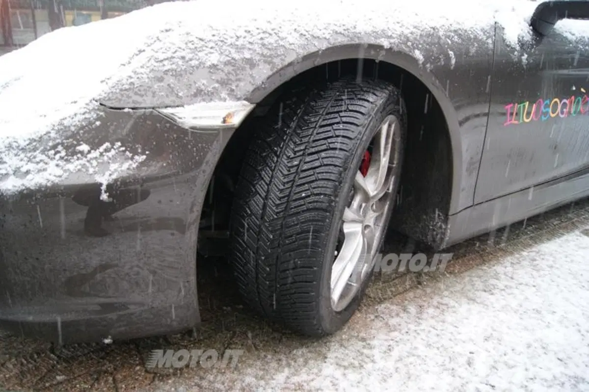 Michelin Pilot Alpin PA4: come vanno sulla Porsche Boxster S (4)