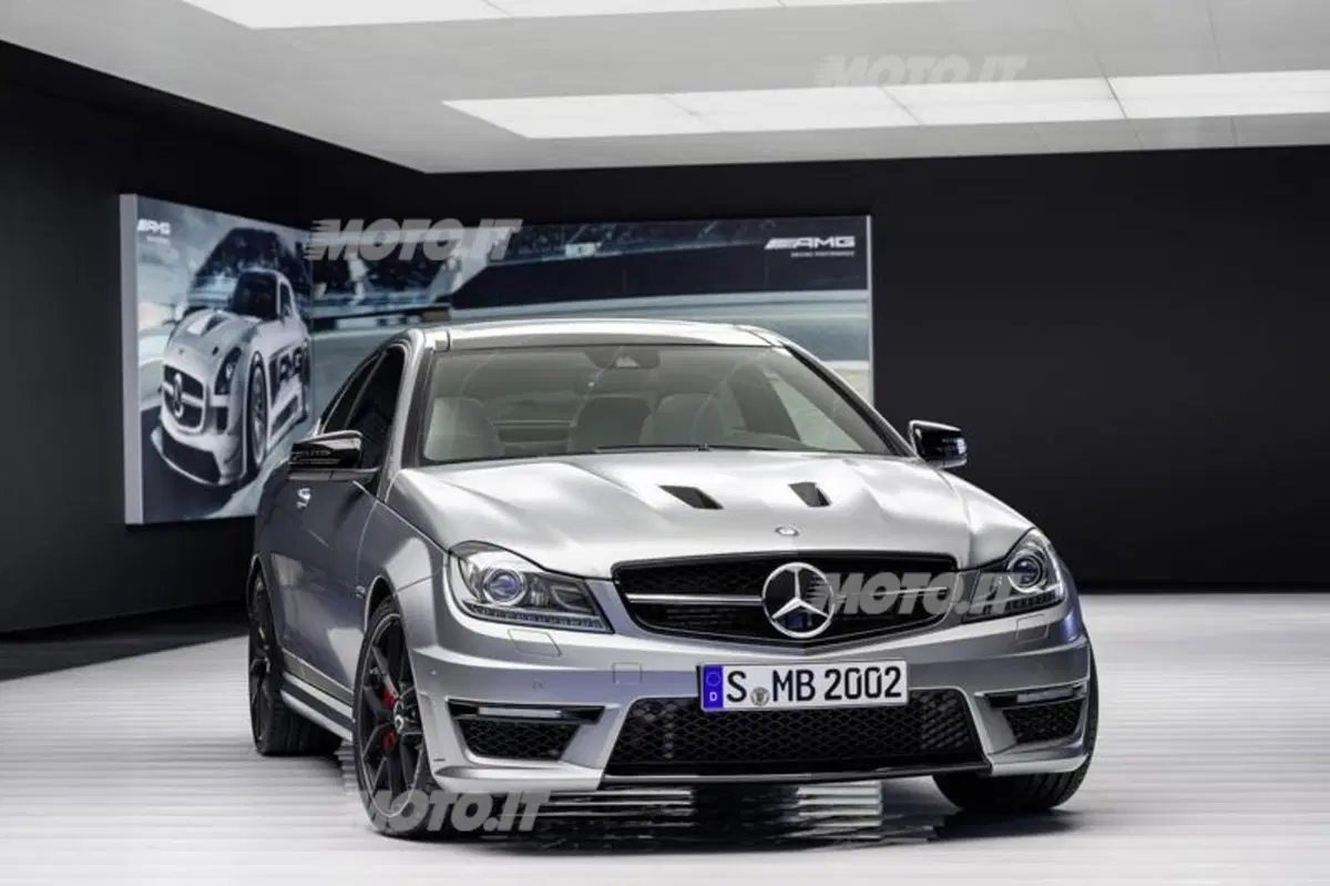 Mercedes-Benz C 63 AMG Edition 507 (5)