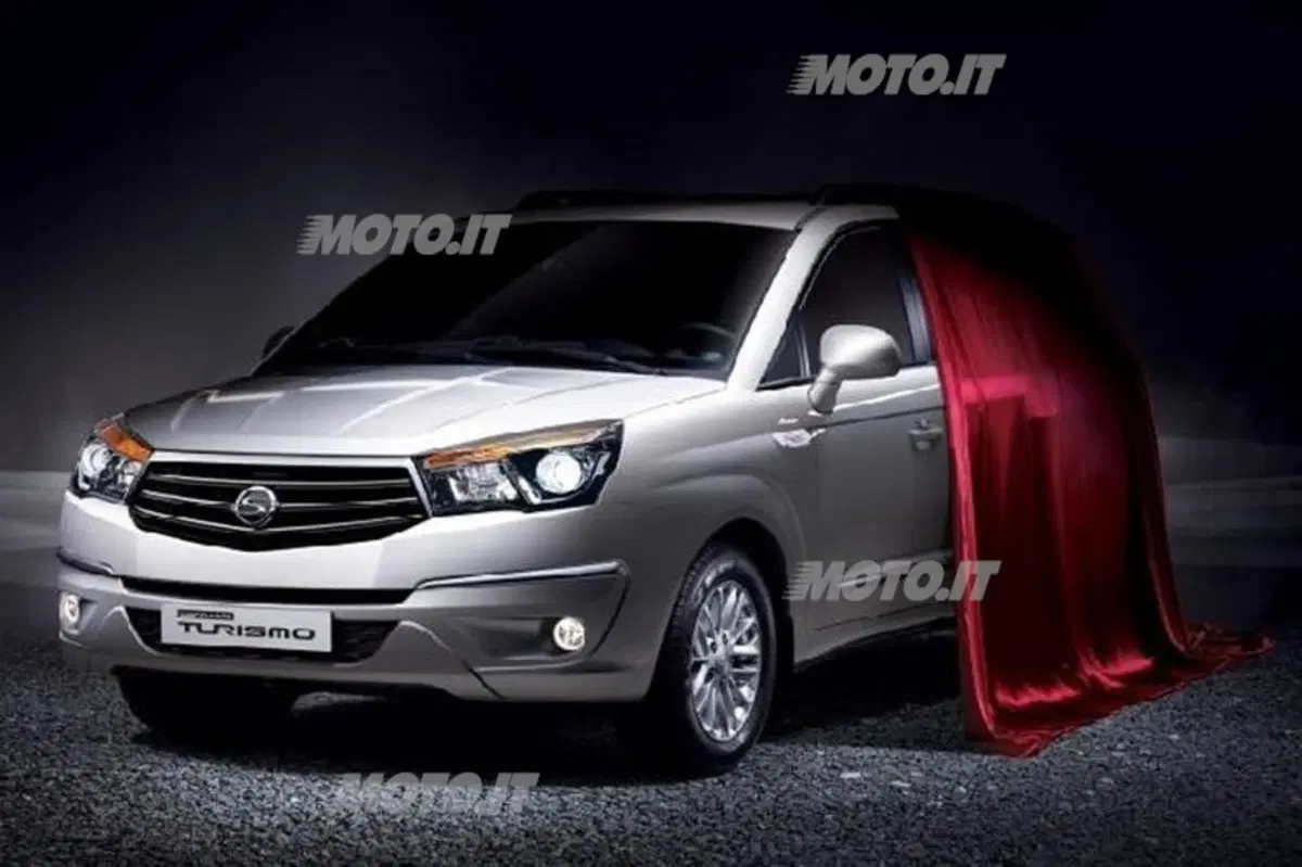 Nuova Ssangyong Rodius (4)
