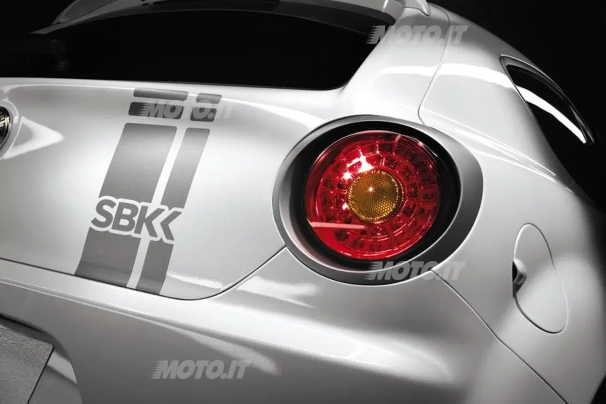 Alfa Romeo MiTo SBK Limited Edition e MiTo Serie Speciale SBK: i prezzi (18)