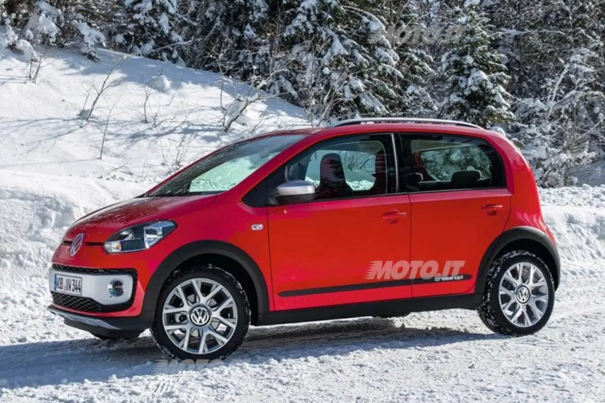 Volkswagen Cross up! (6)