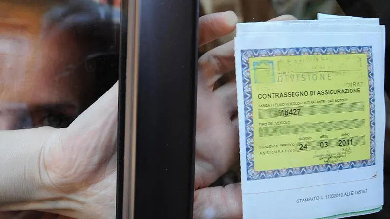 RC Auto: il premio &egrave; calato del 5,6% rispetto al 2012