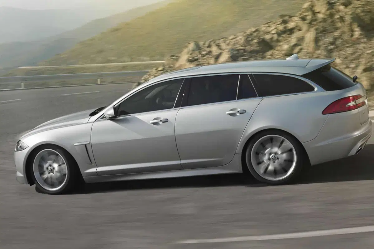 Jaguar XF Sportbrake (9)