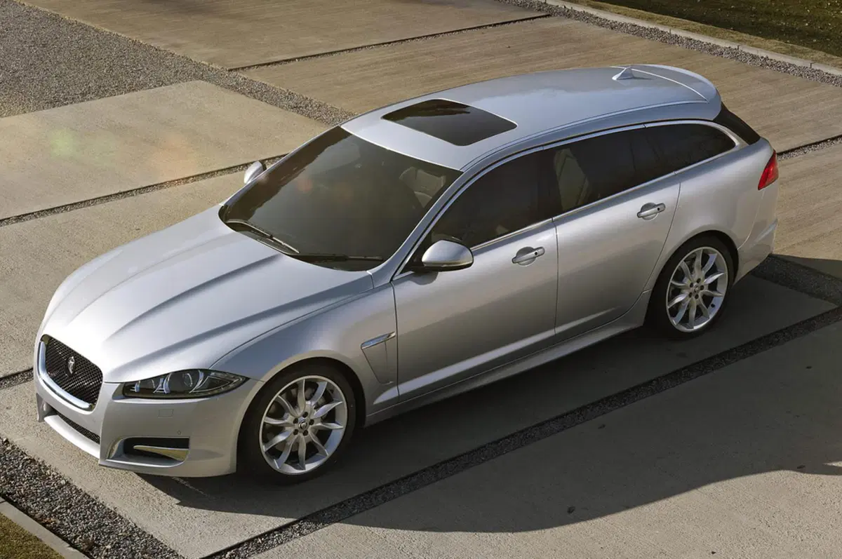 Jaguar XF Sportbrake (44)