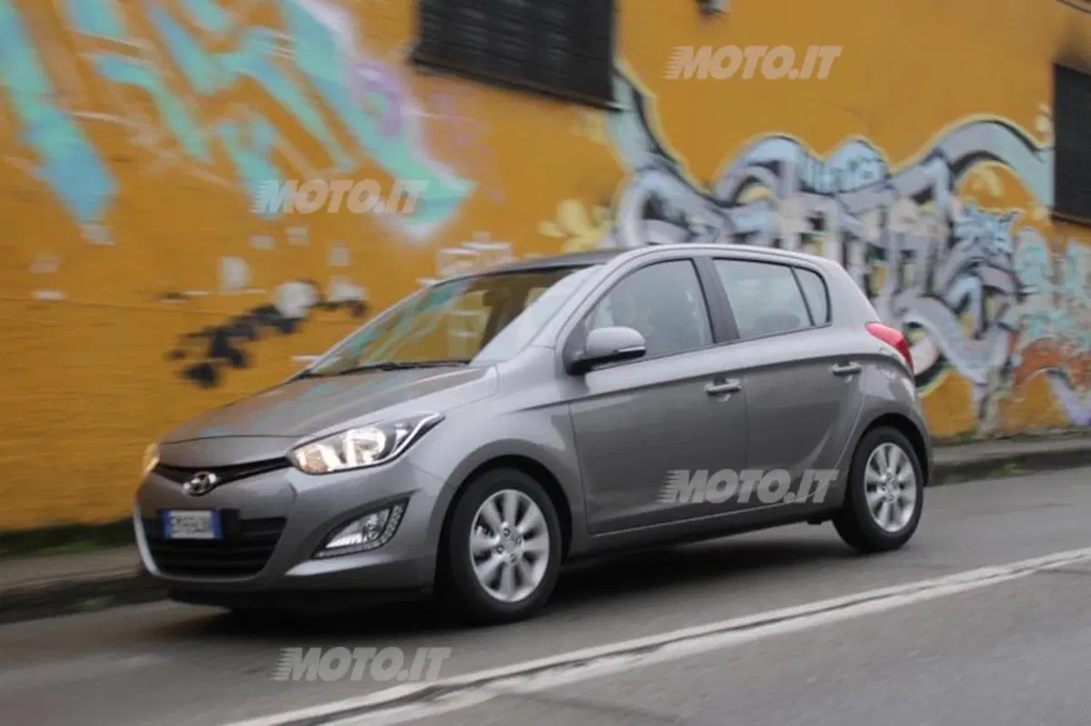 Hyundai i20 (3)