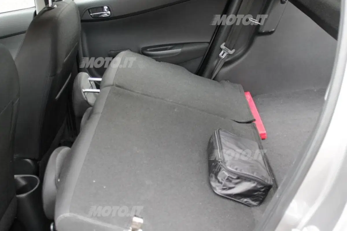 Hyundai i20 (73)