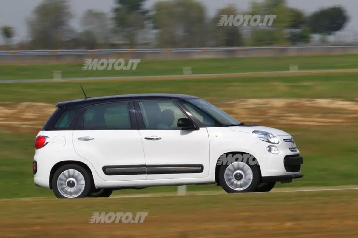 Fiat 500L: in arrivo due nuove motorizzazioni. Bene le vendite in Europa (4)