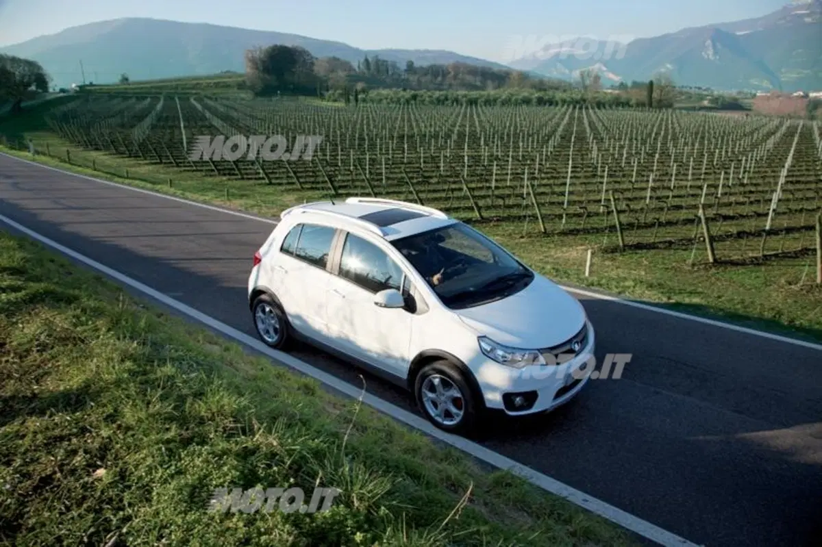 Great Wall Voleex C20R (2)