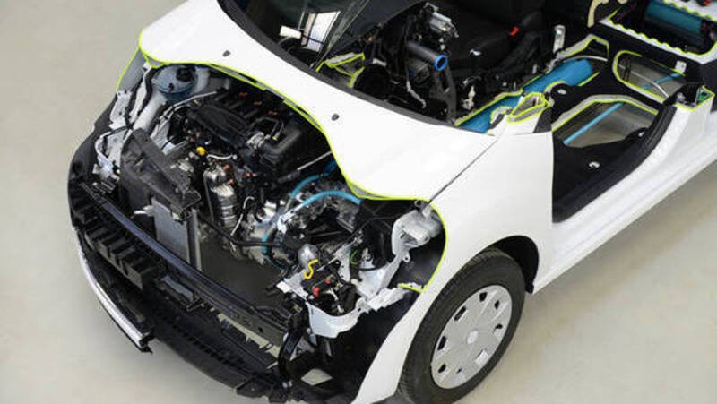 Peugeot-Citroen presenter&agrave; a Ginevra la tecnologia Hybrid Air