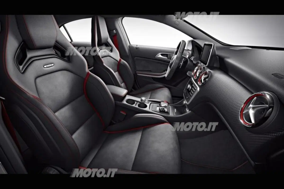 Mercedes-Benz A 45 AMG Edition 1 (4)