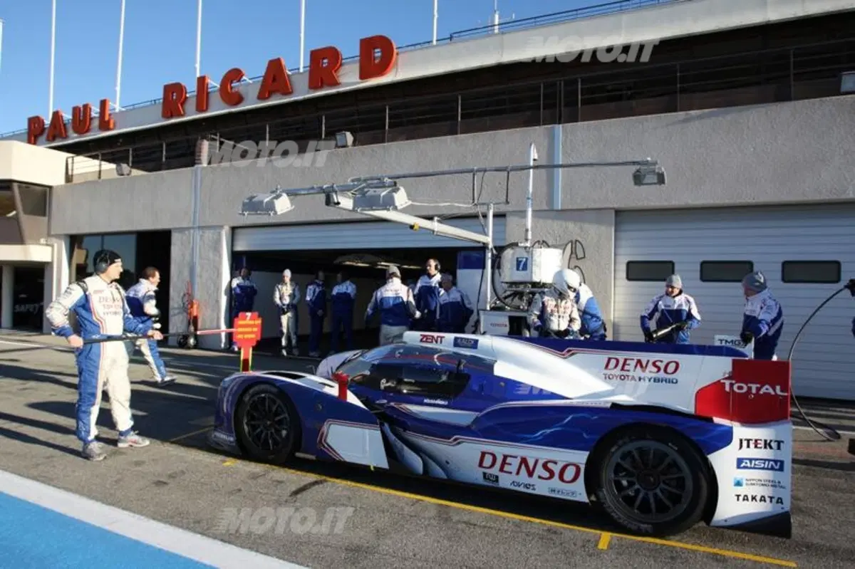 24 Ore di Le Mans: presentata la Toyota TS030 Hybrid 2013